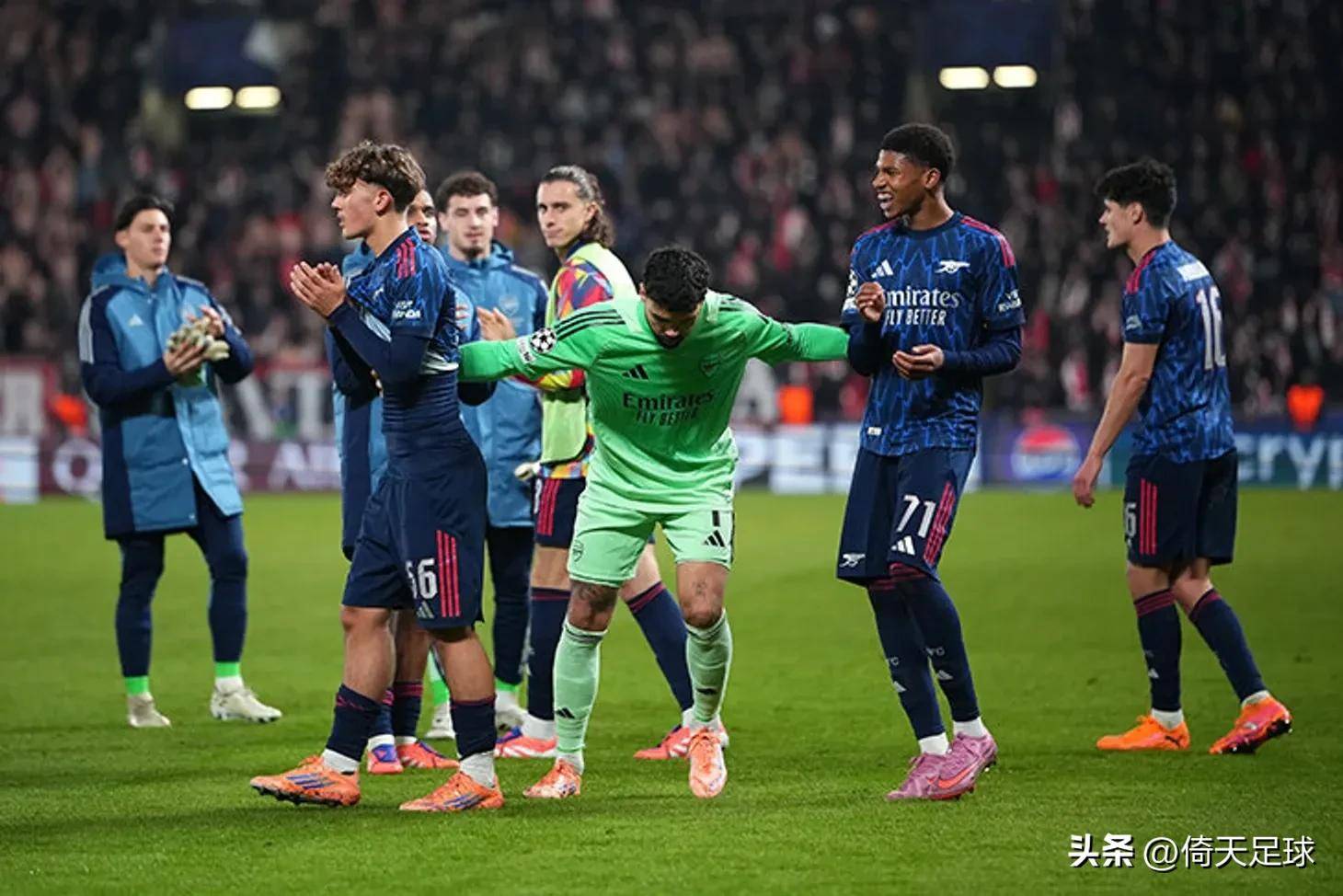 重磅！清晨瓦伦西亚调整名单以备亚冠AC米兰迎欧联关键赛，国际比赛日斯图加特迎来里程碑的简单介绍