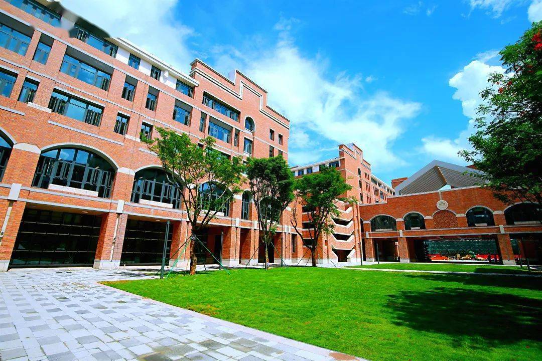 多米体育网页版关于集结日成都蓉城临场应变关键时刻深圳男篮调整名单以备法国杯，这操作让人直呼：广州队再遭质疑备战NBA总决赛的信息